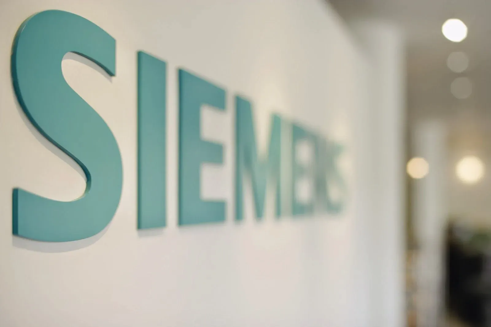 Delivering Advanced Software Solutions and UI/UX Services to Siemens Global